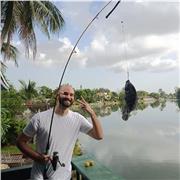 Doy clases para personas con TDAH, cualquier curso escolar y asignatura. Para bachillerato solo imparto lengua y matemáticas